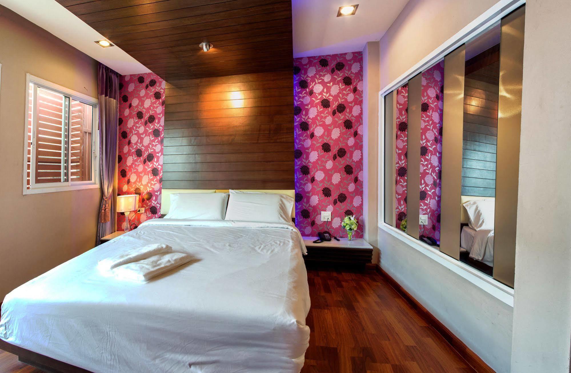The Ring Hotel Hat Yai Exterior foto